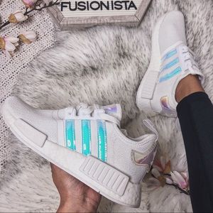 NWOT 🍭 RARE Adidas NMD R1 White Holographic 6W